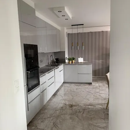 Luxus Lp Apartment *